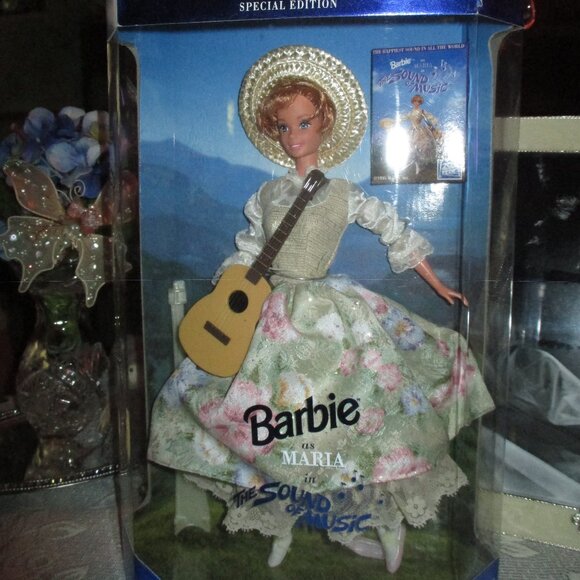 Sound of Music Maria Barbie/Special Edition - Picture 2 of 13